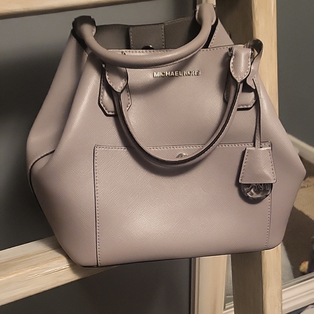 Michael Kors Greenwich Saffiano Large  Satchel in Elegant Gray